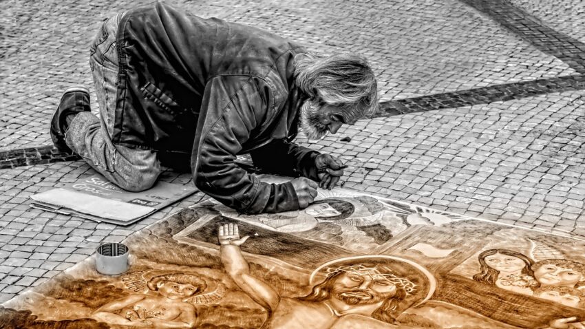 Επιμελώς κρυπτόμενοι