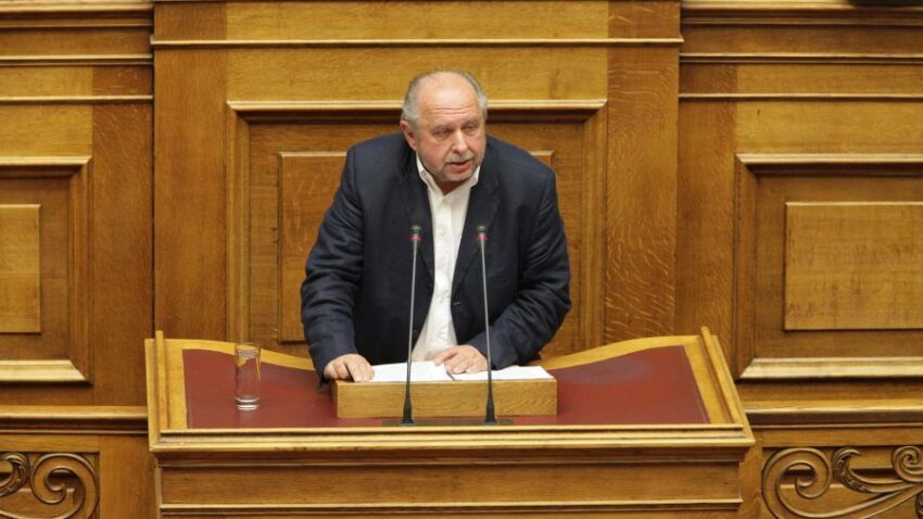 Ερώτηση για τις κτηματολογικές εγγραφές στο Δήμο Σπάτων-Αρτέμιδος